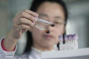 东莞大朗爷爷和我亲属关系，可以通过DNA鉴定么？
